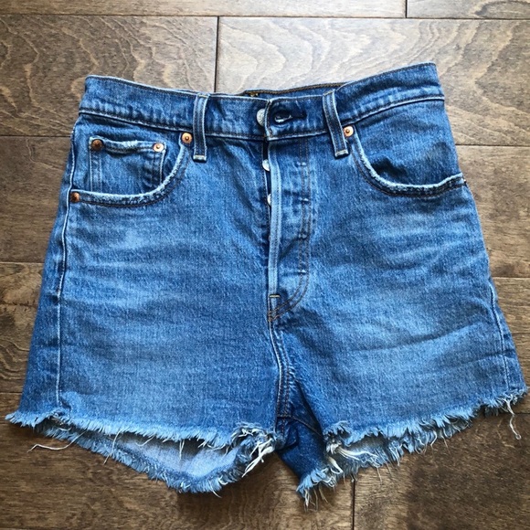 LEVIS Ribcage Short - Picture 4 of 4